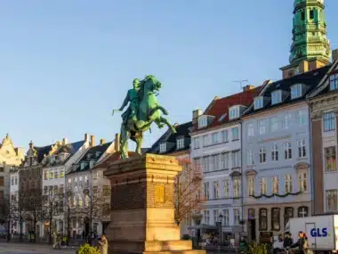 Statue de l'évèque Absalon à Hojbro Plads Copenhague